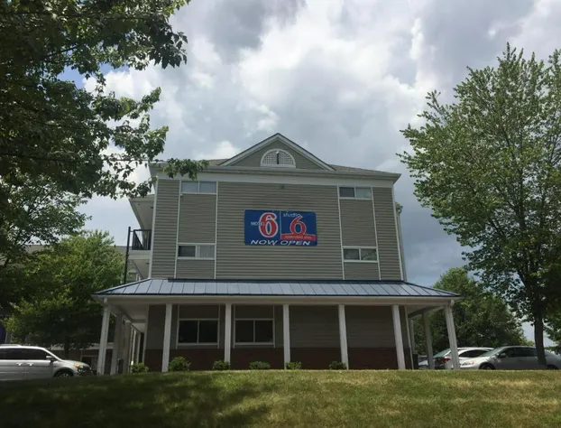 Motel 6 Greensboro, NC - I-40 hotel detail image 4