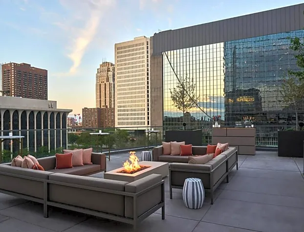 Four Seasons Hotel Minneapolis hotel detail image 4