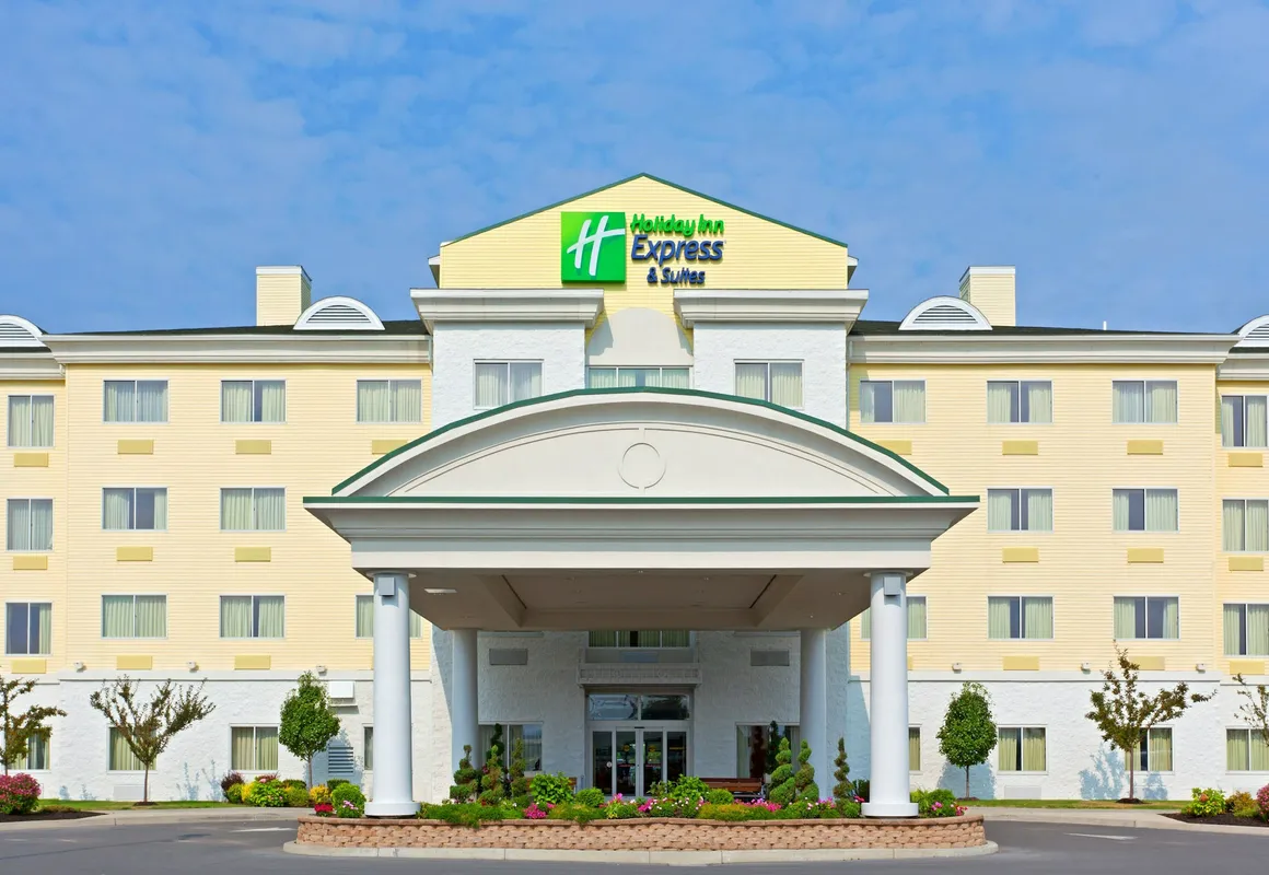 Holiday Inn Express Hotel & Suites Watertown-Thousand Island by IHG hotel hero
