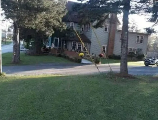 Moonshadow inn hotel detail image 2