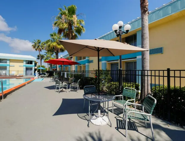 Garnet Inn & Suites, Orlando hotel detail image 1