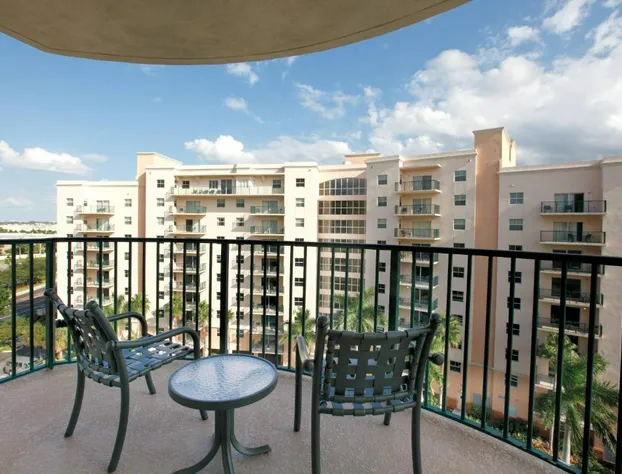 Club Wyndham Palm-Aire hotel detail image 4