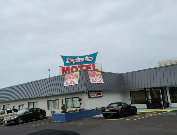 Bayview Inn Motel - Adults Only hotel detail image 3