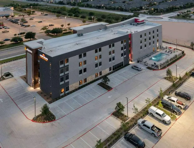 La Quinta Inn & Suites By Wyndham Pflugerville hotel detail image 4