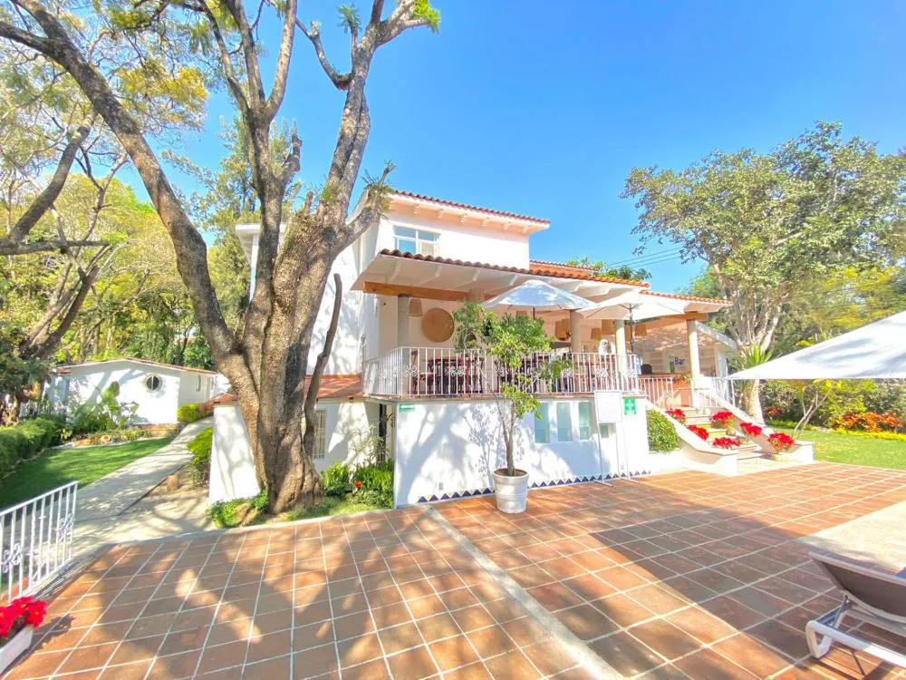 Hotel Cala Blanca Cuernavaca hotel hero