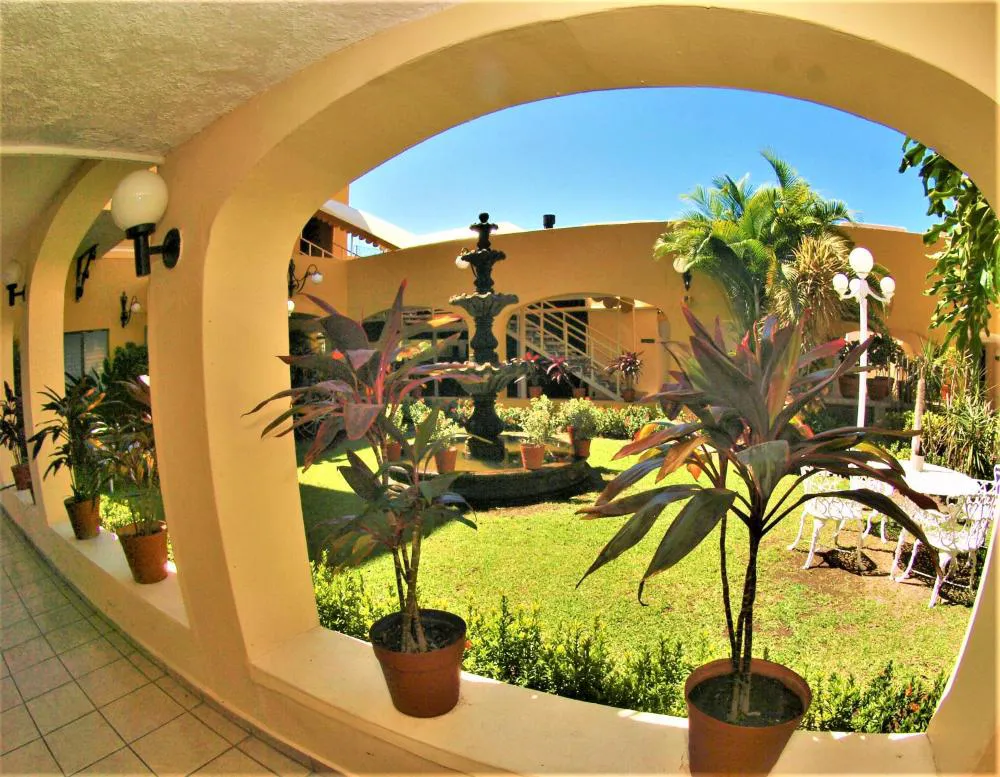 Hotel América Colima hotel hero