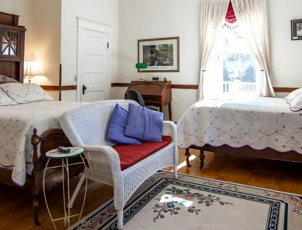 Friendly City Inn Bed & Breakfast hotel detail image 4