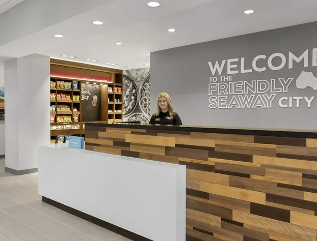 Hampton Inn By Hilton Cornwall hotel detail image 3