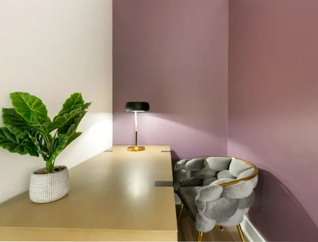 Elegant condos in New Orleans hotel detail image 3