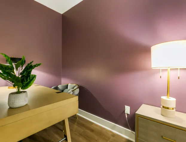 Elegant condos in New Orleans hotel detail image 4