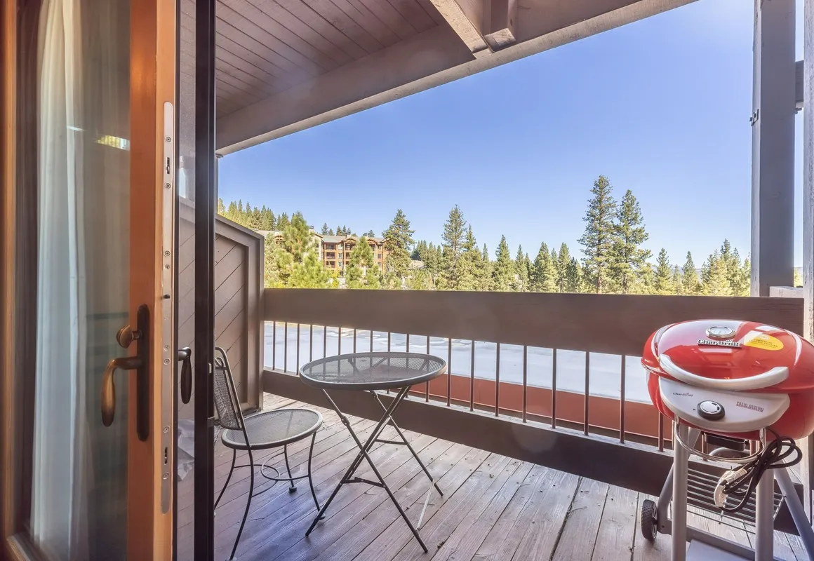 Lofted Retreat in The Village by RedAwning hotel hero