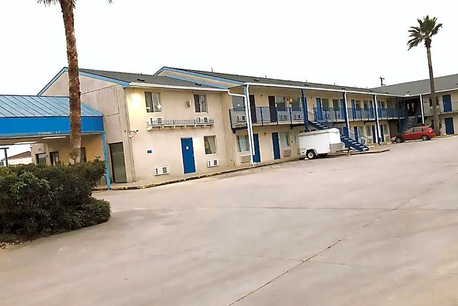 Garden Inn hotel hero