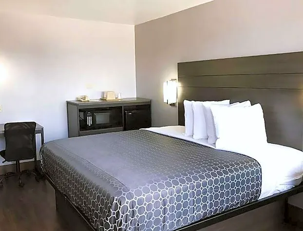 Garden Inn hotel detail image 3