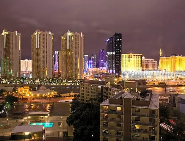 Grand Desert Resort by ResortShare hotel detail image 2