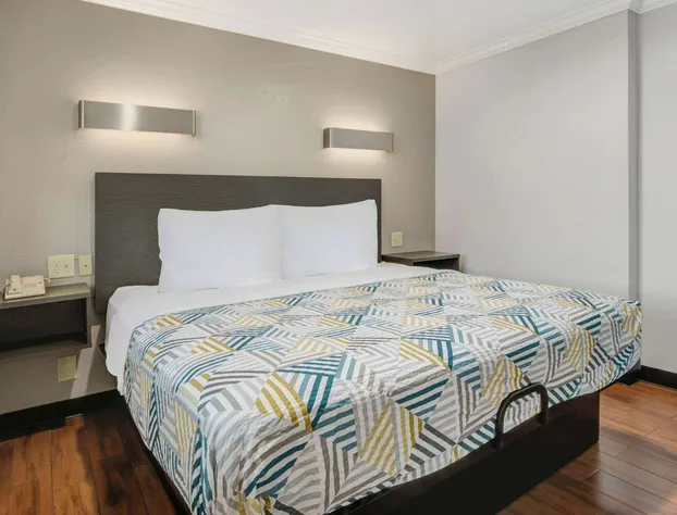 Studio 6 Ontario, Ca - Convention Center - Airport hotel detail image 3