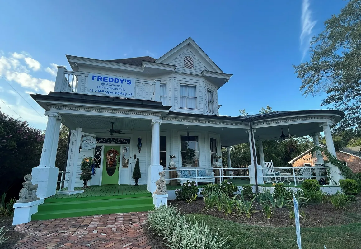 Nine Columns hotel hero