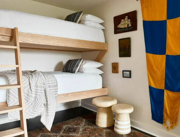 Bluebird Dennisport hotel detail image 3