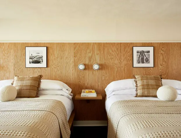 Bluebird Dennisport hotel detail image 4