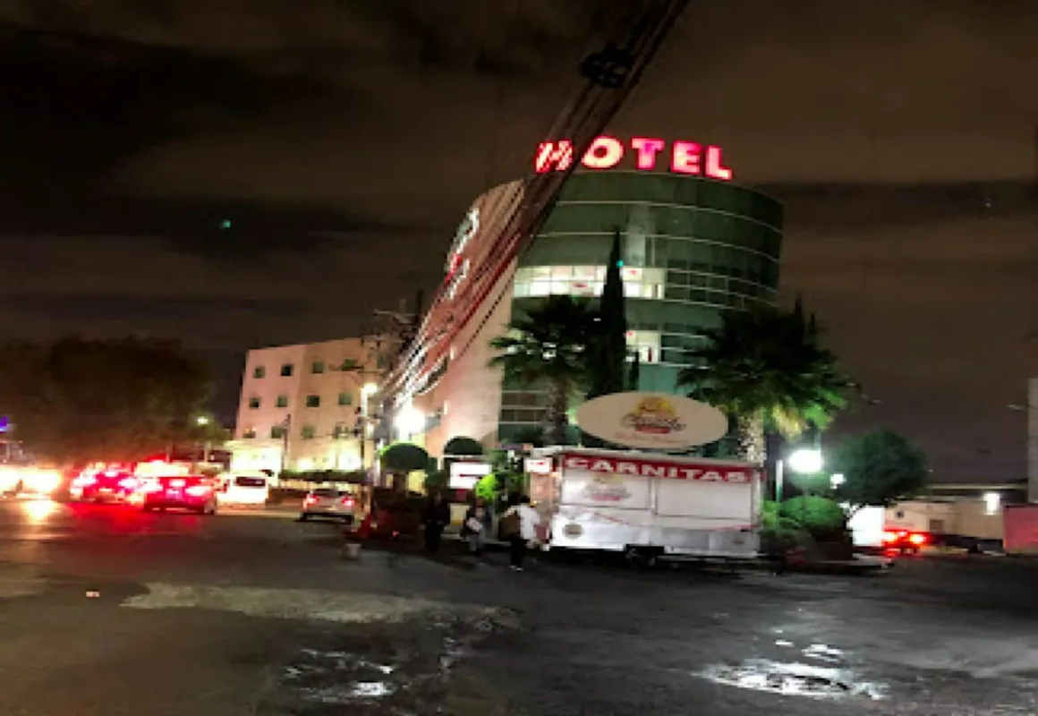 HM Hotel y Suites Plaza hotel hero