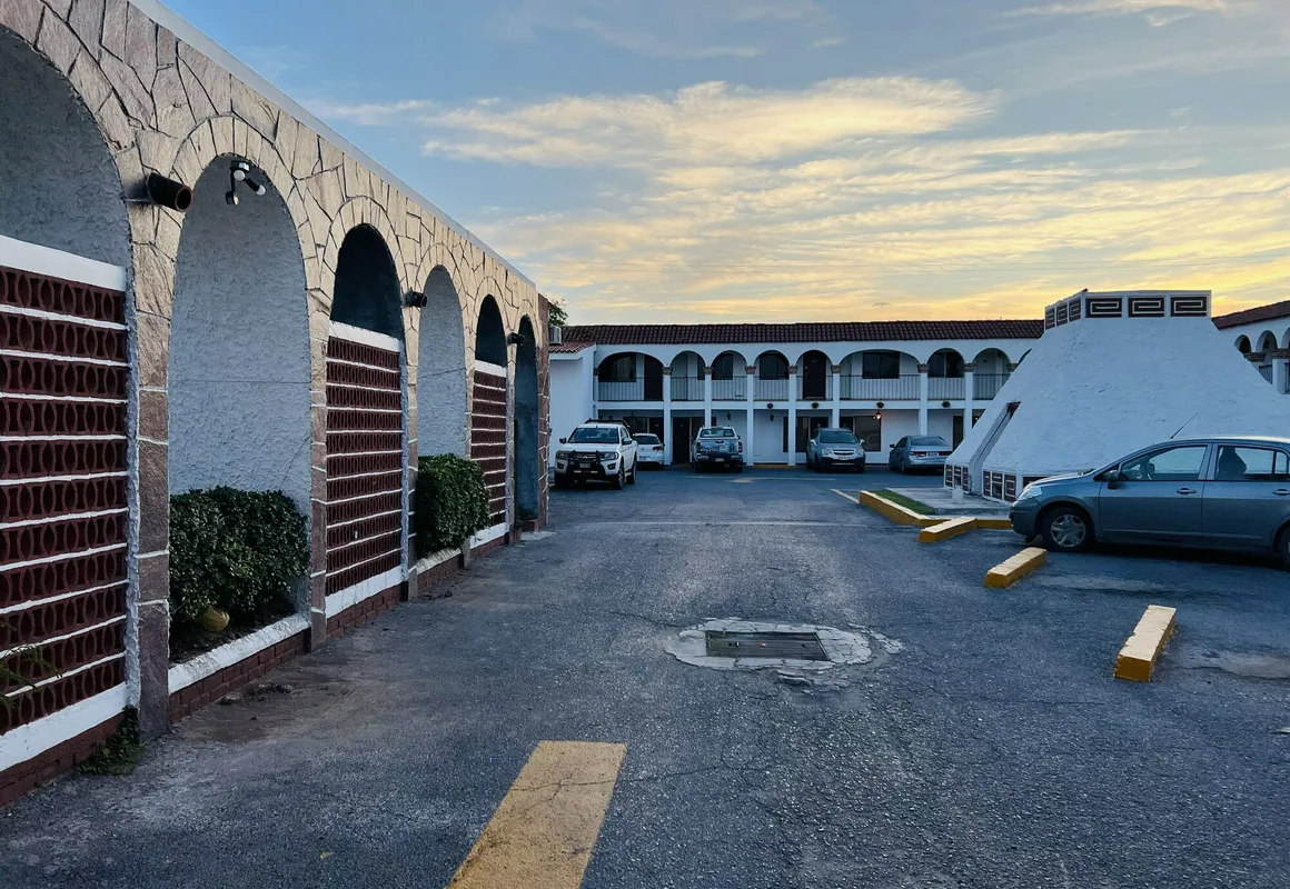 Hotel & Suites Hacienda Santa Maria hotel hero