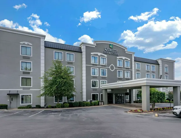 Quality Inn & Suites Chattanooga West near Lookout Mountain hotel detail image 2