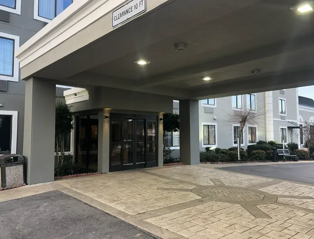 Quality Inn & Suites Chattanooga West near Lookout Mountain hotel detail image 4