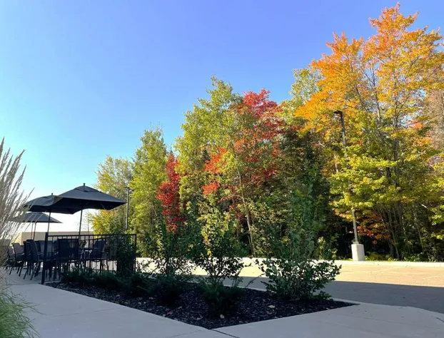 Fairfield Inn & Suites by Marriott North Bay hotel detail image 4