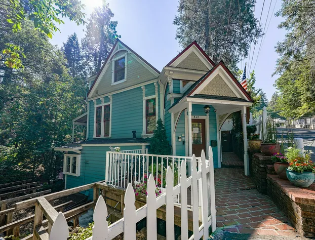 Flume's End hotel detail image 3