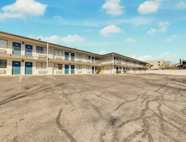 Motel 6 Austin, TX - Airport - South hotel detail image 2