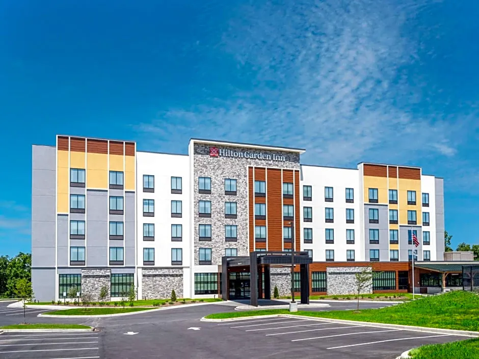 Hilton Garden Inn Jeffersonville Louisville North hotel hero