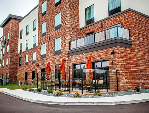 Cobblestone Hotel & Suites - International Falls hotel detail image 2