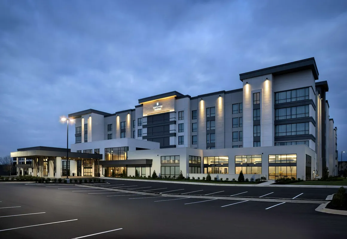 Embassy Suites by Hilton Bowling Green hotel hero