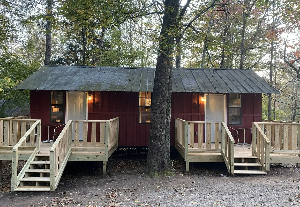 Yowie Cabin hotel hero