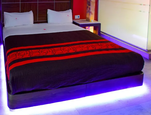 Plutarco Suites hotel detail image 1