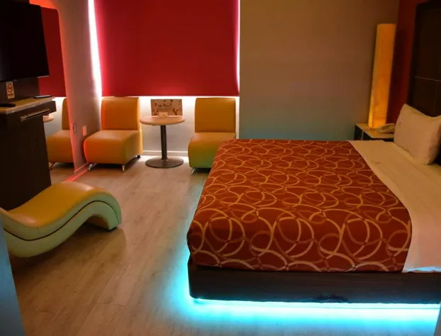 Plutarco Suites hotel detail image 3