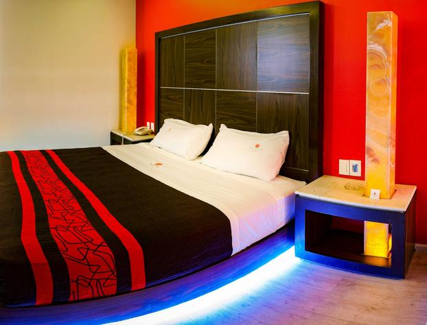 Plutarco Suites hotel detail image 3