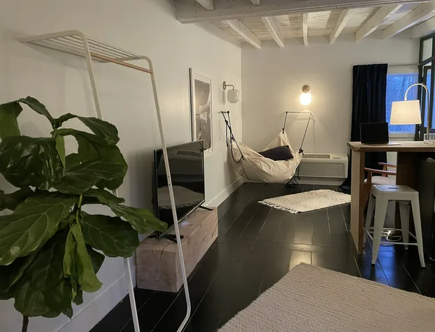 Rest Co. hotel detail image 2