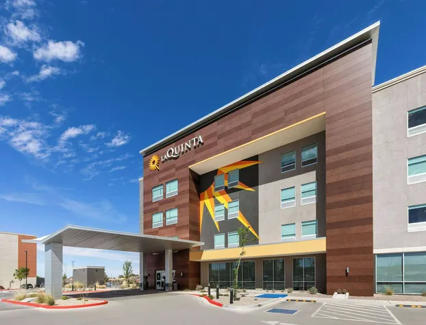 La Quinta Inn & Suites by Wyndham El Paso East Loop-375 hotel detail image 2