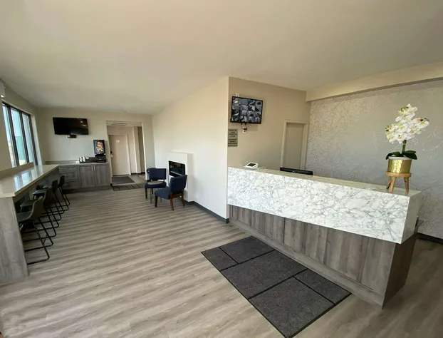 Econo Lodge hotel detail image 1