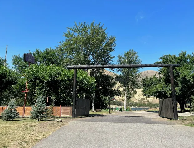 Steelhead Lodge hotel detail image 4