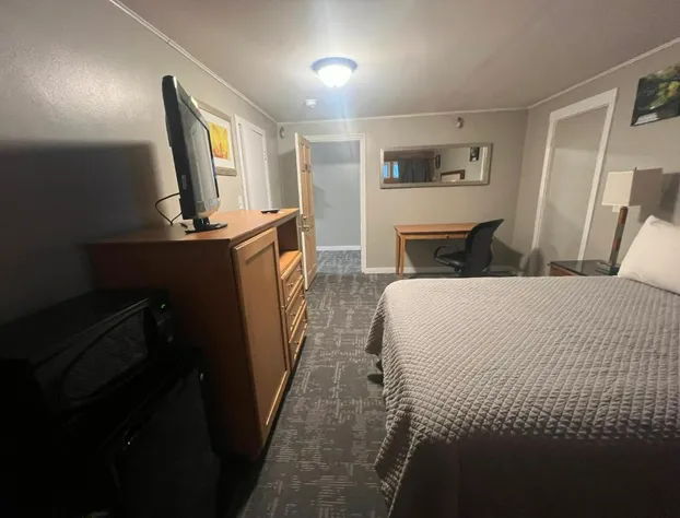 Vacationland Inn & Suites hotel detail image 1