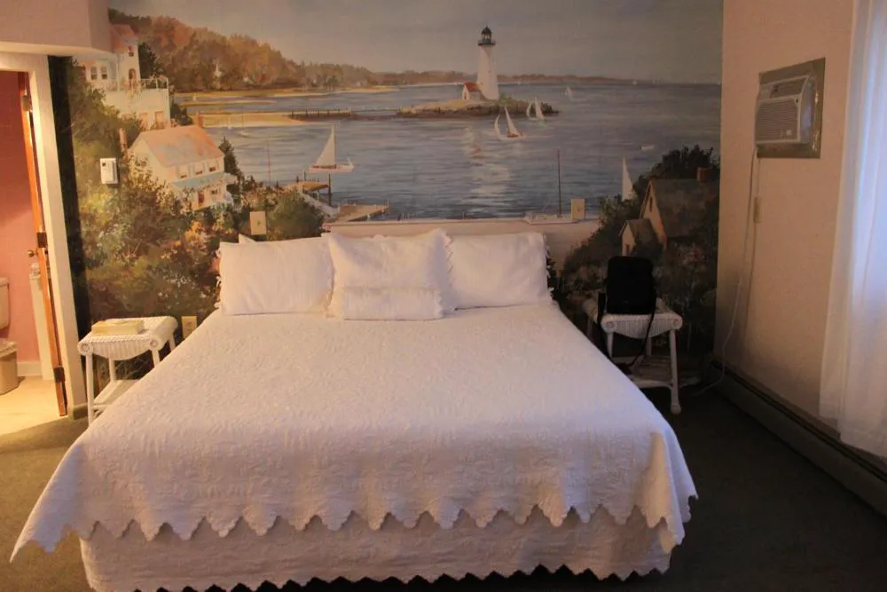 Vacationland Inn & Suites hotel hero