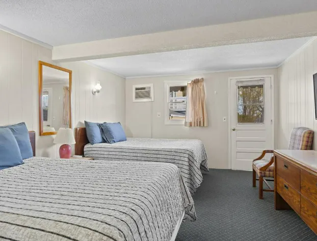 Beach Motel & Suites hotel detail image 2