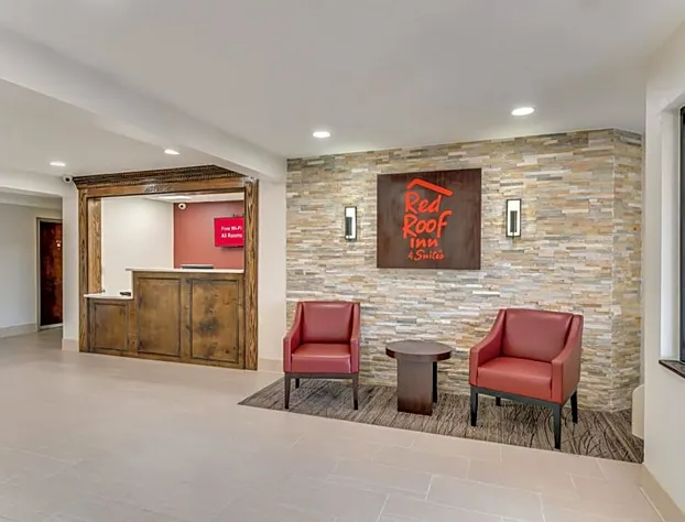 Red Roof Inn & Suites Newport – Middletown, RI hotel detail image 3