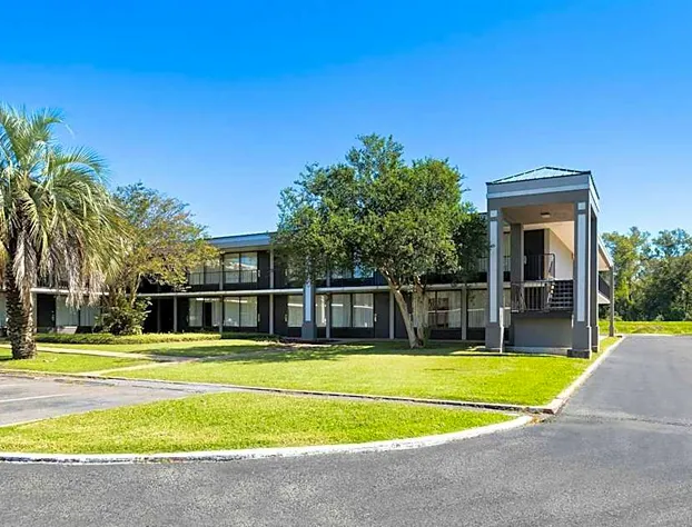 Quality Inn Morgan City hotel detail image 1