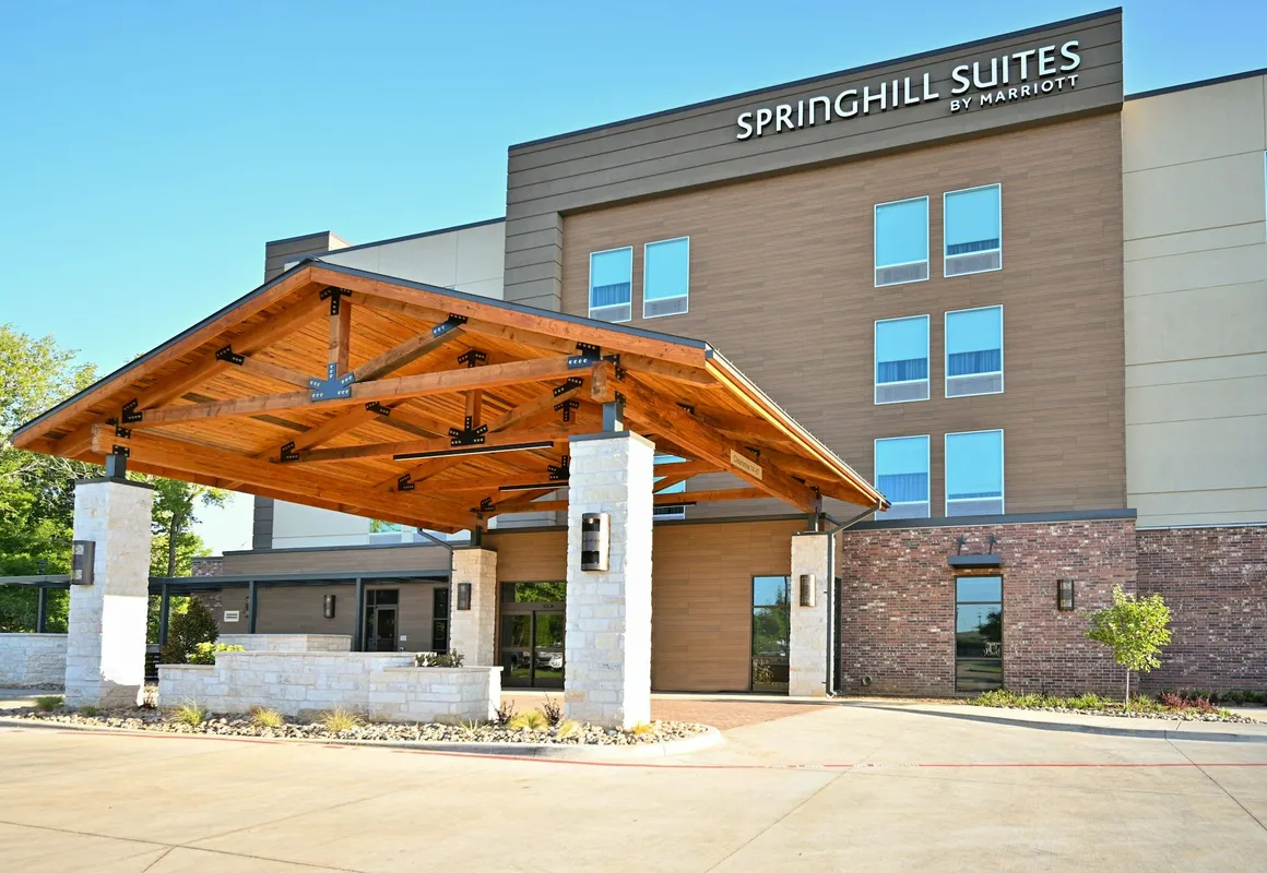 SpringHill Suites by Marriott Lindale Tyler hotel hero