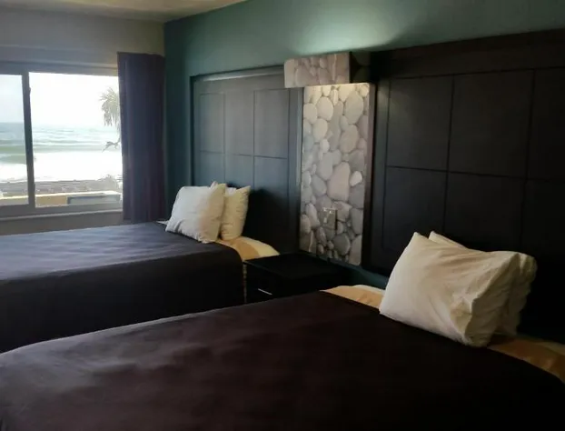 Driftwood Beach Motel hotel detail image 3