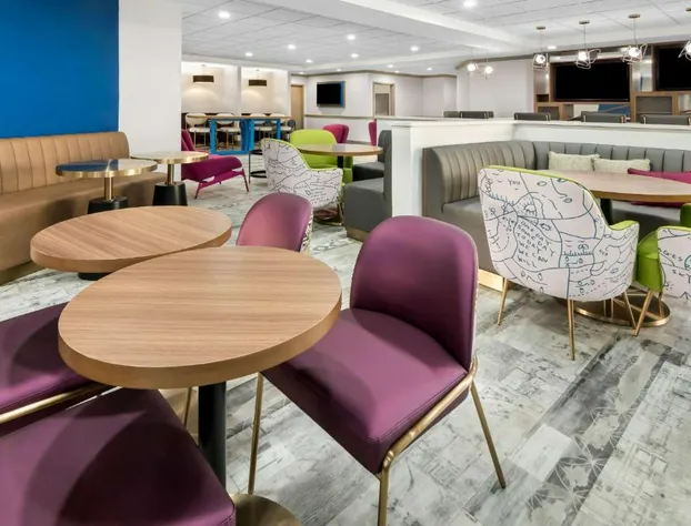 Big Country Hotel & Suites, SureStay Collection by BW hotel detail image 4