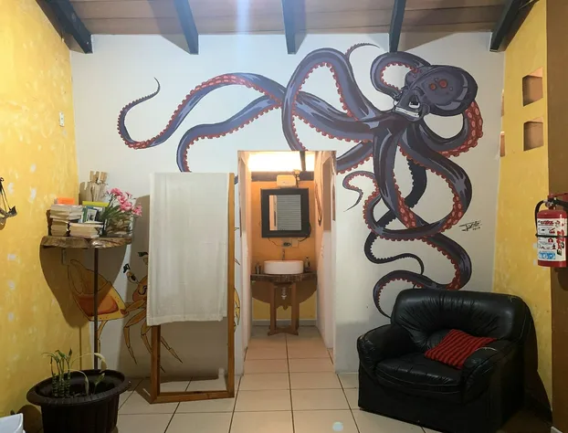 OYO Hotel Cannacare hotel detail image 2