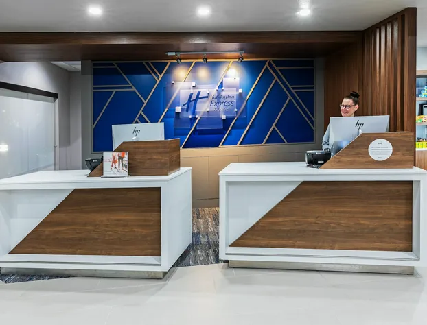 Holiday Inn Express & Suites Houston SW - Rosenberg by IHG hotel detail image 4